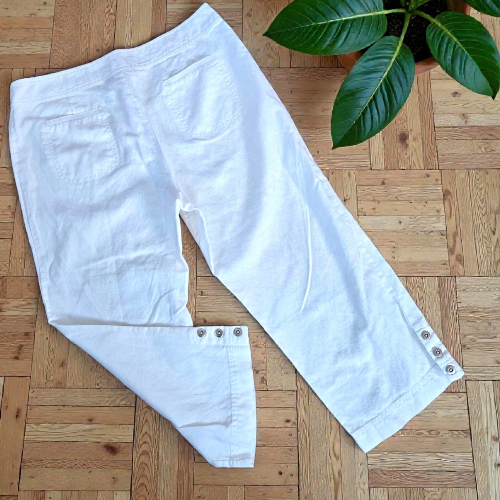Nomadic Trading Co White Linen Capris Sz 14, Beach Classic Summer Casual Pants
